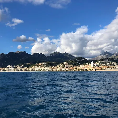 船屋 Yacht Experience Lemon Town