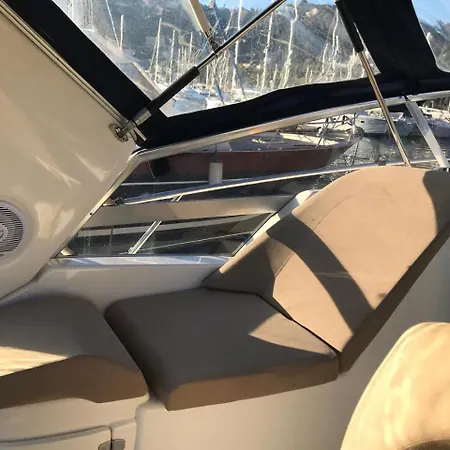 Yacht Experience Lemon Town 芒通